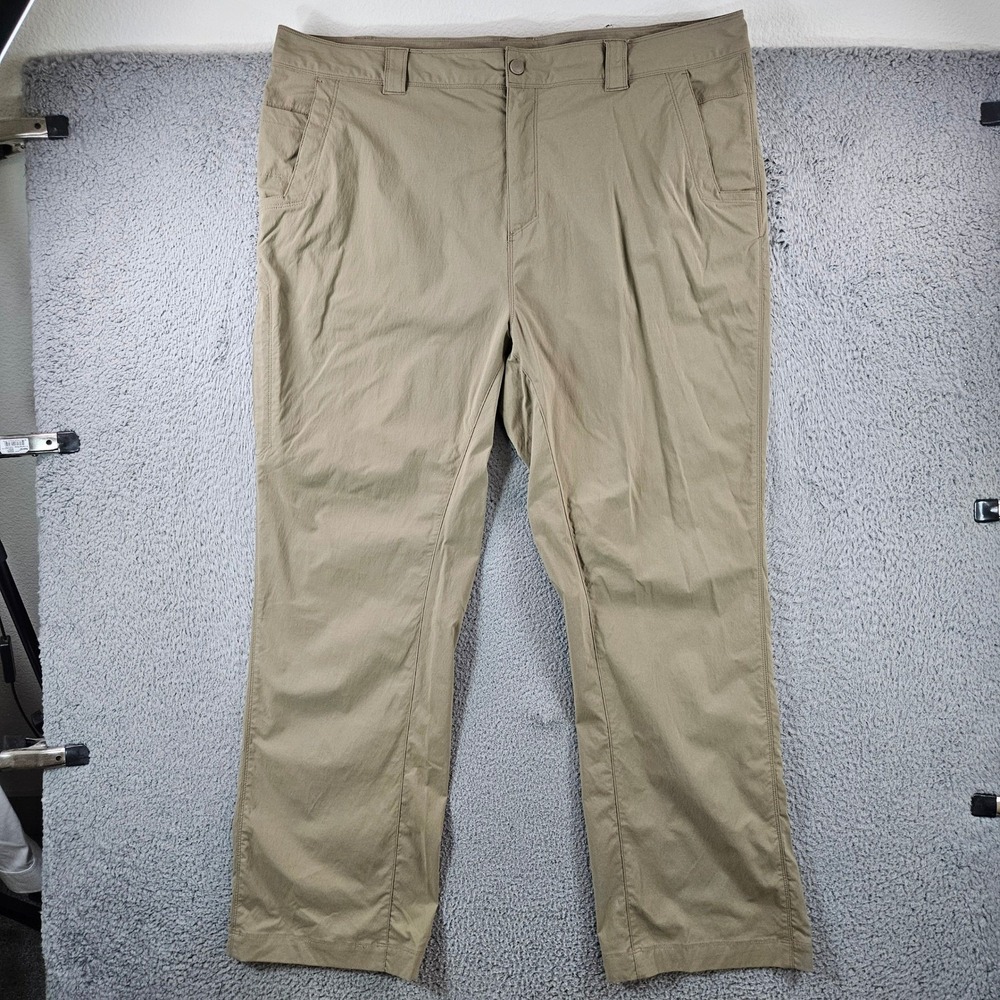 Royal Robbins Mens Khaki Hiking Travel‎ Pants Size 42x32 Straight Fit